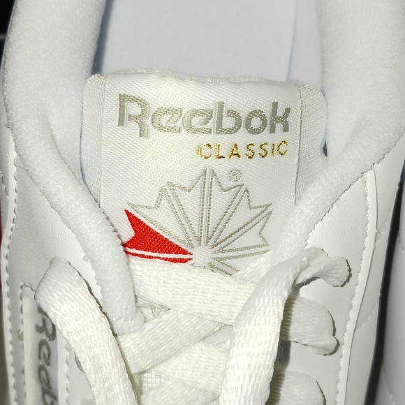 NWT! REEBOK Classics Sz 7 - Picture 7 of 10